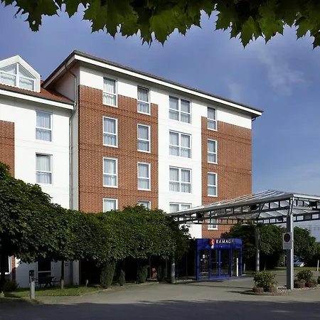 Ramada Hotel Frankfurt Oder Hotel 4*