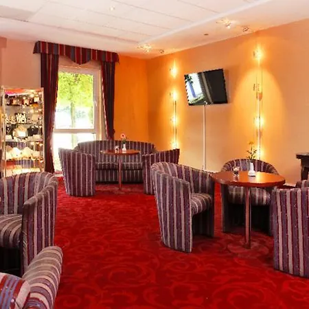 Ramada Hotel Frankfurt Oder 4*